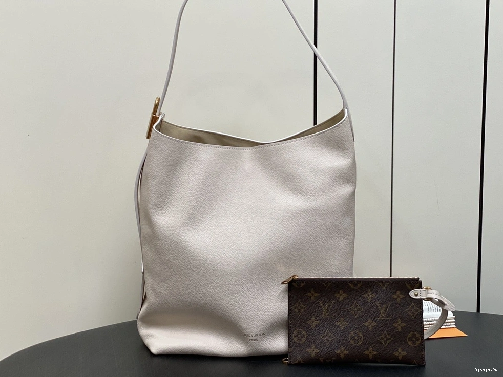 Low Hobo VUITTON LOUIS Jh-31*35*18CM Key 0516